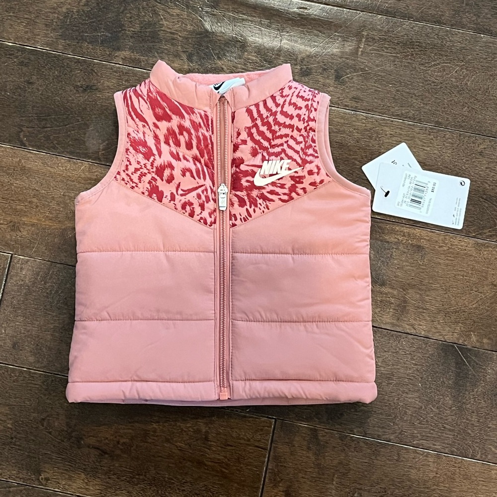 NWT Nike Vest